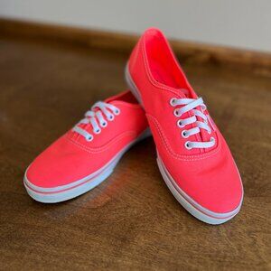 VANS OFF THE WALL NEON PINK LACE UP SNEAKERS MEN’S 4.5 WOMEN’S 6